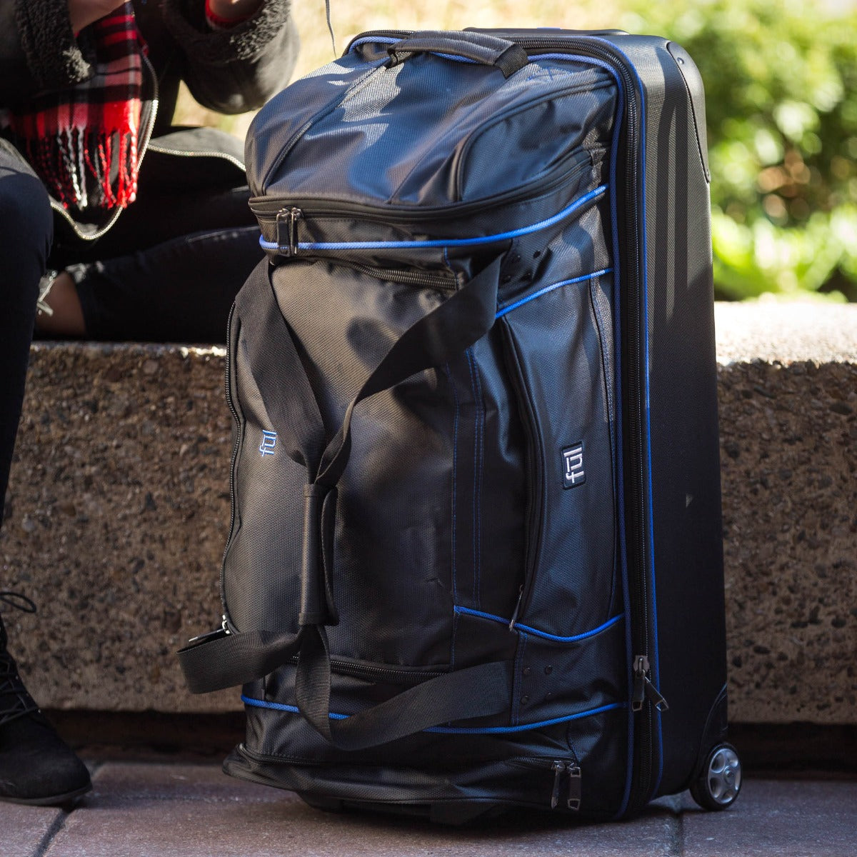 Black Ful Workhorse 30" Extra Large Split Level Wheeled Carry-on Rolling Duffle Bag Black with Blue Details